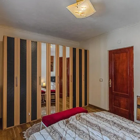 Βίλα Casa Laura 1 *